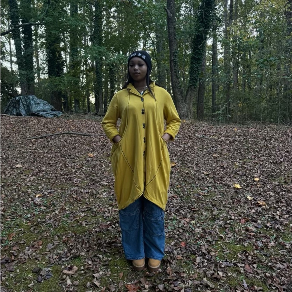 Yellow French topper